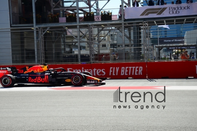 Bakıda Formula 1 Azərbaycan Qran Prisinin təntənəli açılış mərasimi və pilotların paradı keçirilib.Azərbaycan Bakı 28 aprel 2019