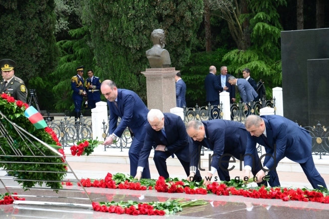 Azerbaijanis mark 96th birthday anniversary of National Leader Heydar Aliyev . Azerbaijan, Baku, may. 10.  2019
