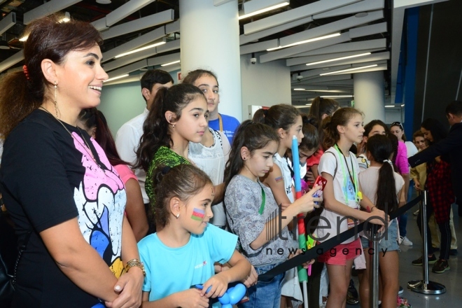 Bakıda Yana Batırşinanın gimnastika lenti hərracda 2500 avroya satıldı.Azərbaycan, Bakı, 18 sentyabr 2019
