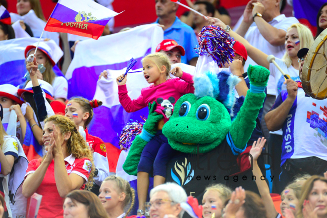 Bədii gimnastika üzrə 37-ci dünya çempionatının 4-cü günü start götürüb.Azərbaycan, Bakı, 19 sentyabr 2019