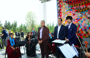 В рамках Фестиваля Насими в Шамахы прошло торжественное открытие выставки миниатюр.Азербайджан, Шамахы , 29 сентября 2019