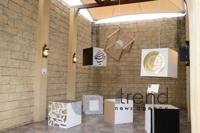 В рамках Фестиваля Насими представлены работы VIII Международной выставки От отбросов к искусству.Азербайджан, Баку, 30 сентября 2019
