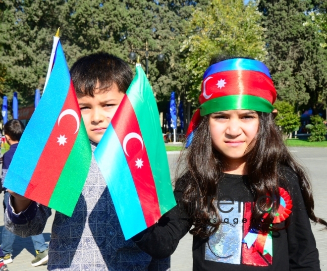 National Flag Day: Holiday mood in Baku..Azerbaijan, Baku, 9 november 2019