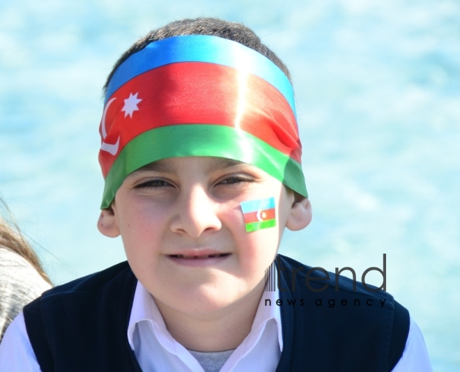 National Flag Day: Holiday mood in Baku..Azerbaijan, Baku, 9 november 2019