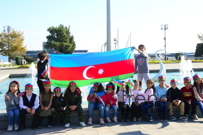 Bakıda Bayraq Günü əhval-ruhiyyəsi.Azərbaycan, Bakı, 9 noyabr 2019