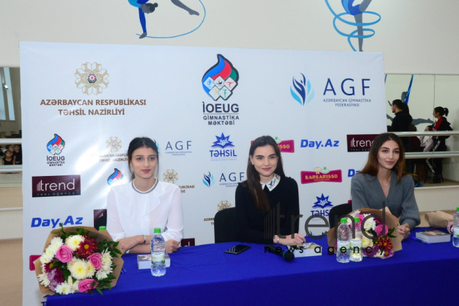 Azərbaycanın bədii gimnastika üzrə milli komandasının üzvləri gənc gimnastlarla görüşüblər.Azərbaycan. Bakı 19 dekabr 2019