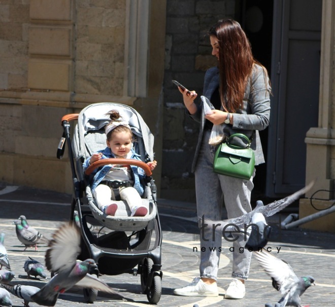 Bakı karantin rejiminin yumşaldılmasından sonra.