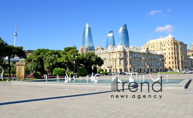 Баку встречает карантинную осень.Баку Азербайджан 3 сентября 2020
