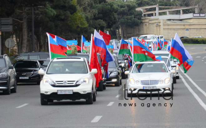 В Баку прошел автопробег по случаю освобождения Кельбаджара от армянской оккупации.Aзербайджан Баку 25 ноября 2020
