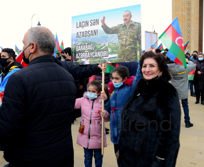 Лачинцы посетили Аллею шехидов в Баку.Aзербайджан Баку  1 декабря  2020