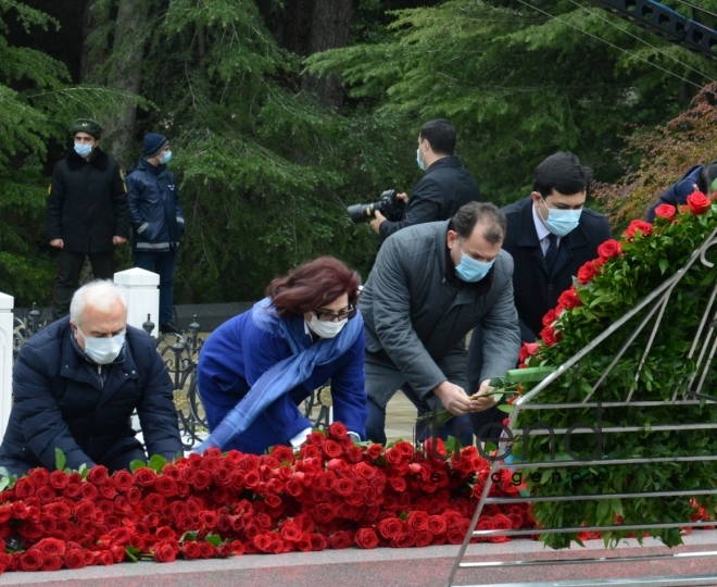 Azerbaijani public honoring memory of great leader Heydar Aliyev.Azerbaijan Baku 12 december 2020