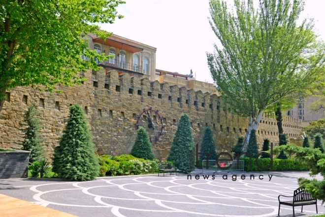 Прогулка по Историко-Архитектурному заповеднику  Ичери шехер.Азербайджан  Баку 4 мая 2021 