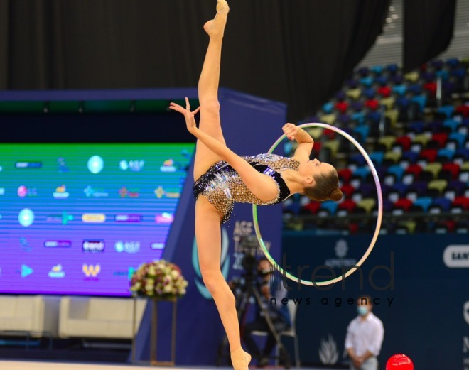 Milli Gimnastika Arenasında bədii gimnastika üzrə Dünya Kubokunun birinci günü başlayıb.Azərbaycan Bakı 7 маy 2021