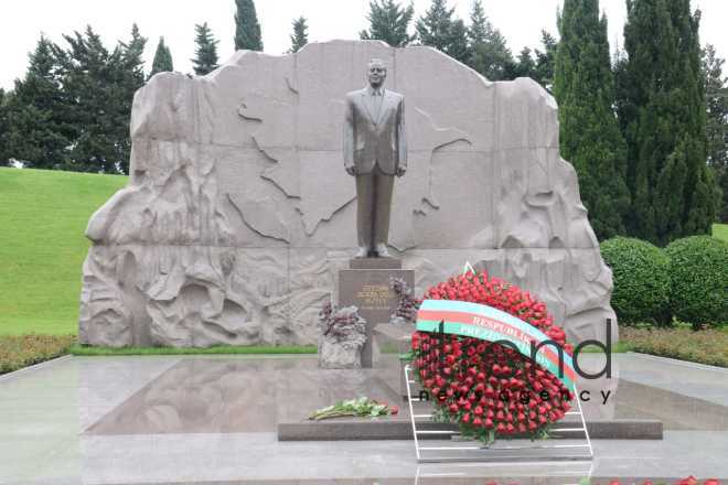 Public reps of Azerbaijan paying tribute to late National Leader Heydar Aliyev.Azerbaijan Baku May 10 2021