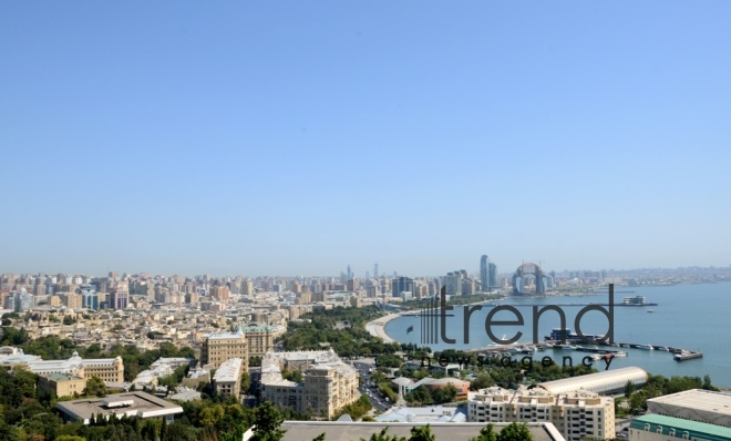 Нагорный парк с великолепным видом на город Баку.Азербайджан Баку 3 сентября 2021