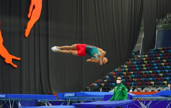 В Баку состоялась торжественная церемония открытия Всемирных соревнований среди возрастных групп по прыжкам на батуте и тамблингу Азербайджан Баку 25  ноября 2021